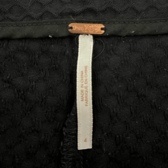 Free People black shorts, size 4 - Picture 3 of 5